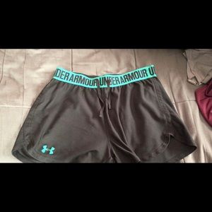 UNDER ARMOUR SHORTS💪